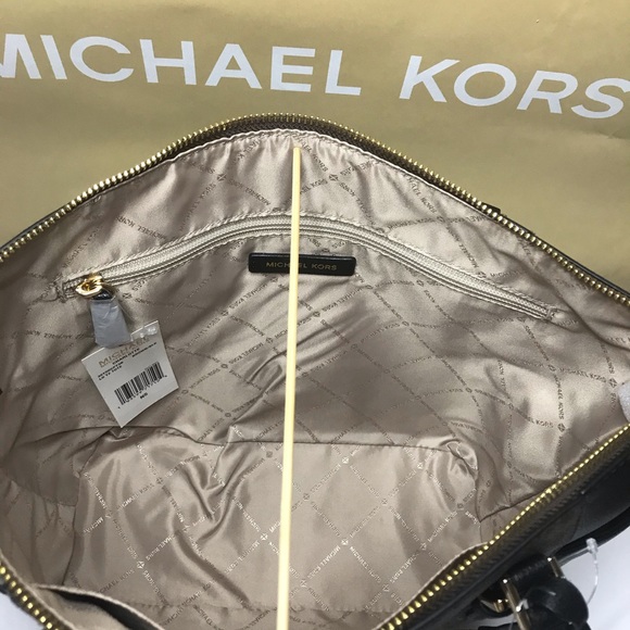 MICHAEL KORS CHARLOTTE LARGE TOP ZIP TOTE - Picture 8 of 13